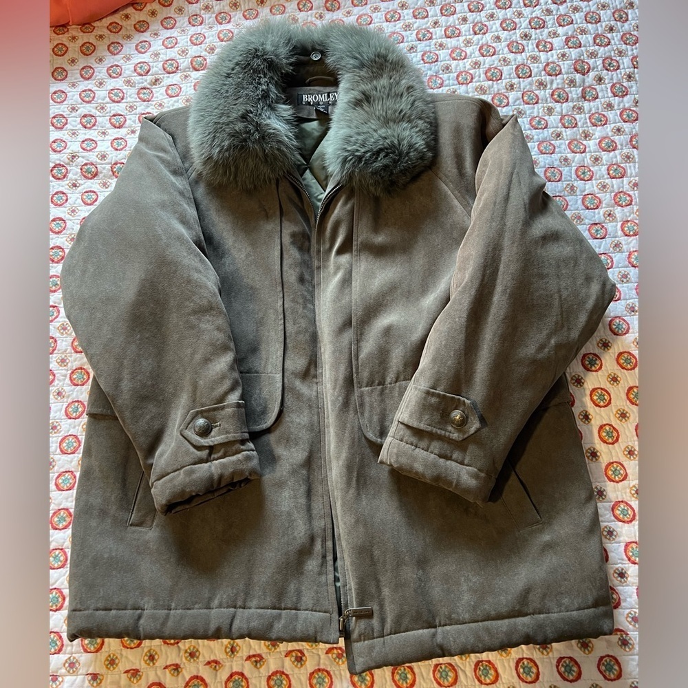EUC Vintage 90s Real Fox Fur Collar Gray Coat size Large LP